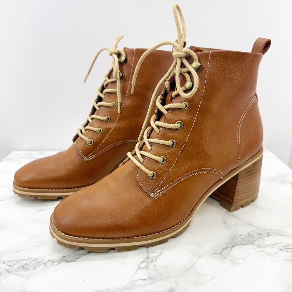 Kork-Ease Chelsea Brown Lace Up Stacked Heel Lug Sole Ankle Boots Size 10M